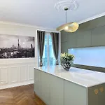Le Marais - Prestige With Ac And Lift For 8