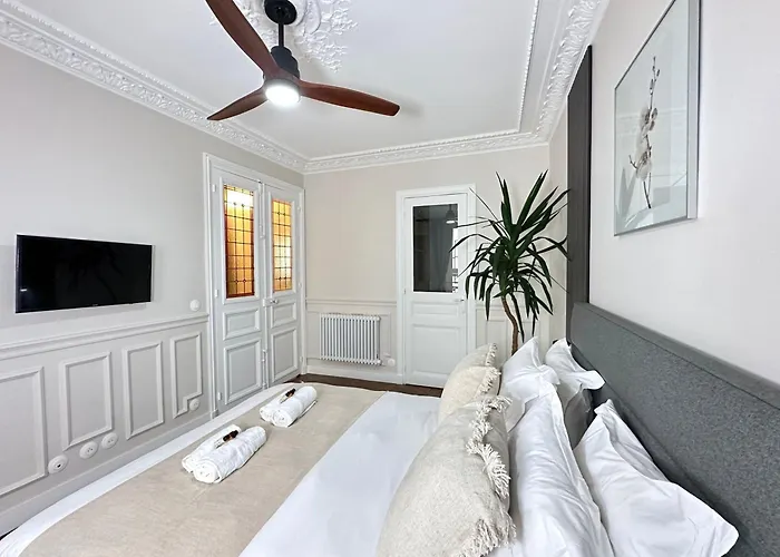 Le Marais - Prestige With Ac And Lift For 8 *